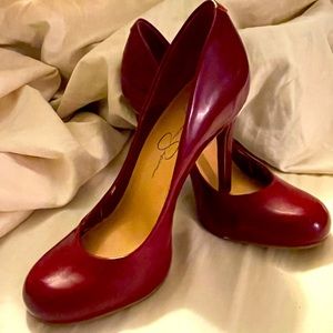Jessica Simpson Like New Dark Red Heels